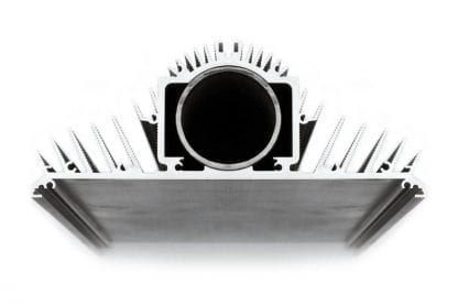 Montaggio del dissipatore di calore a LED SVETOCH MAGISTRAL sul tubo