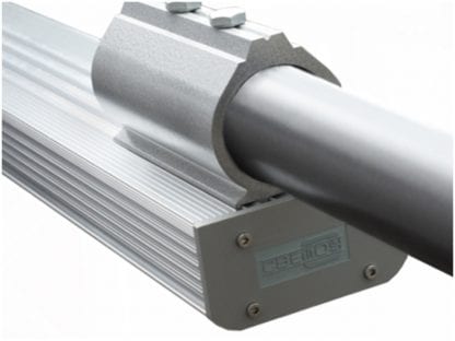 Anwendungsbeispiel SVETOCH CONSOLE Rohr-Befestigung für Industrie-LED-Leuchten.