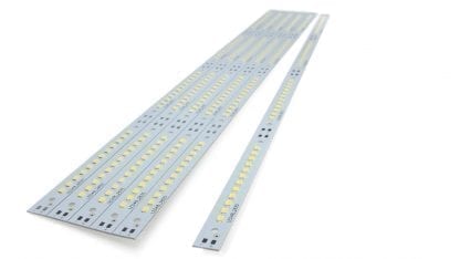 LED modulis SVETOCH 48 ar 2835 Samsung LEDs ar 3970 LM pie 700 mA-lieljaudas LED sloksne ar alumīnija moduli. Variably dalāms